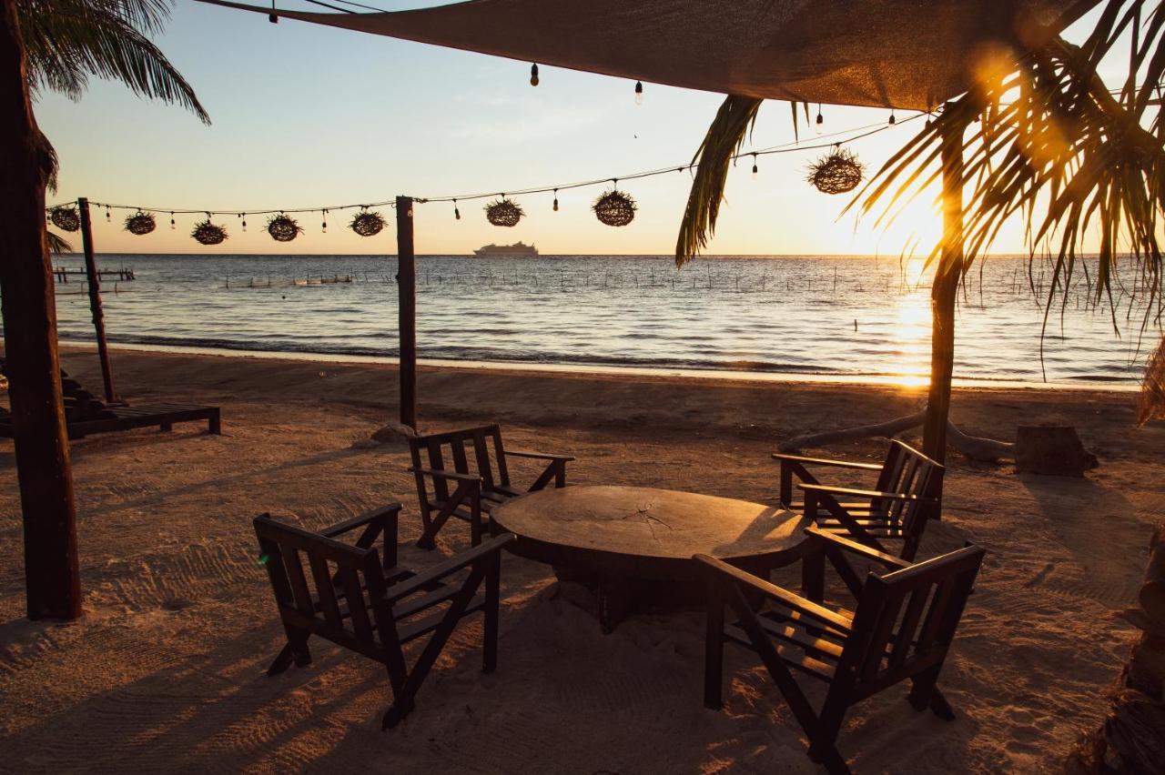 Hotel Luna De Plata Mahahual Esterno foto