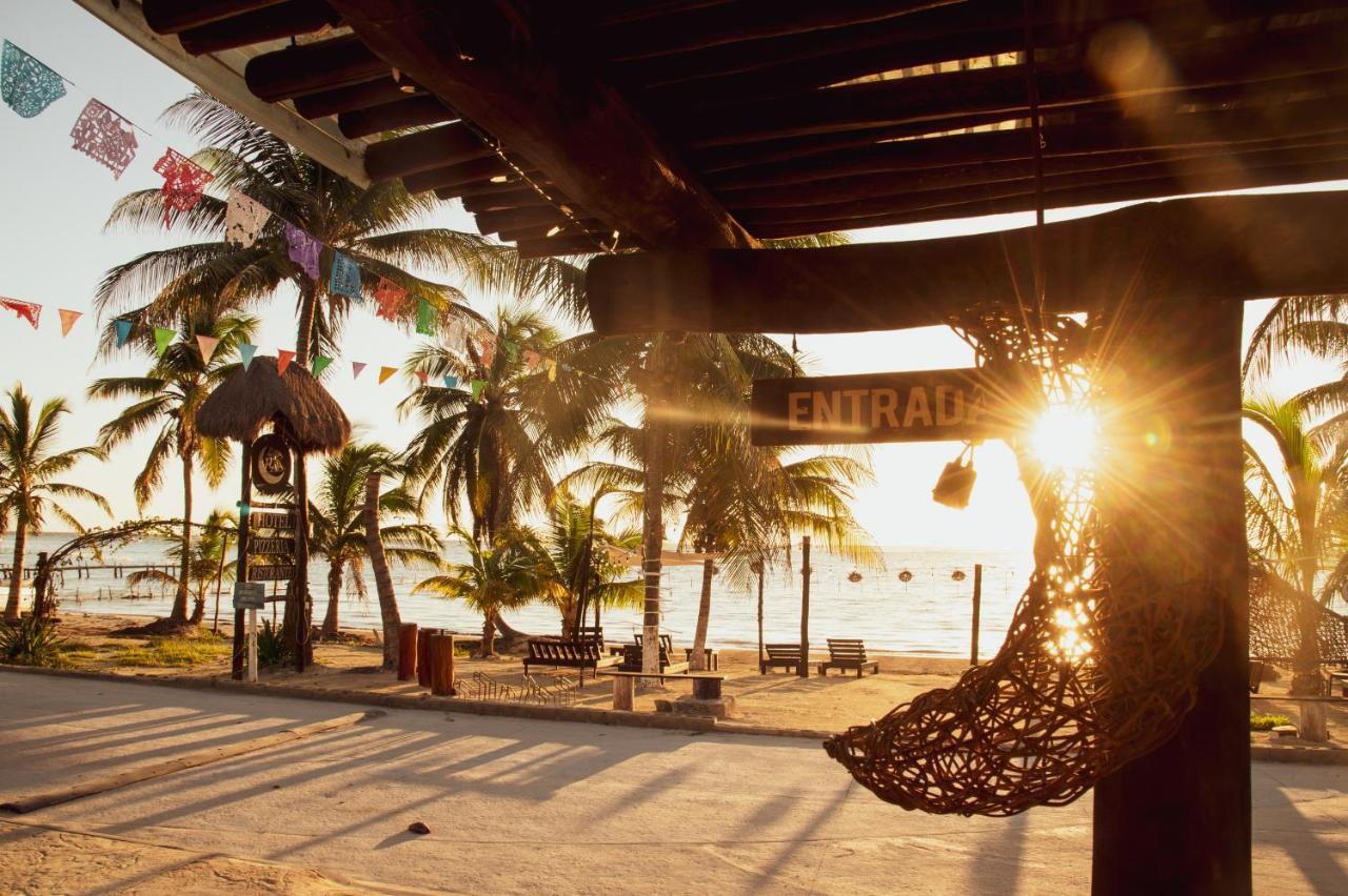 Hotel Luna De Plata Mahahual Esterno foto