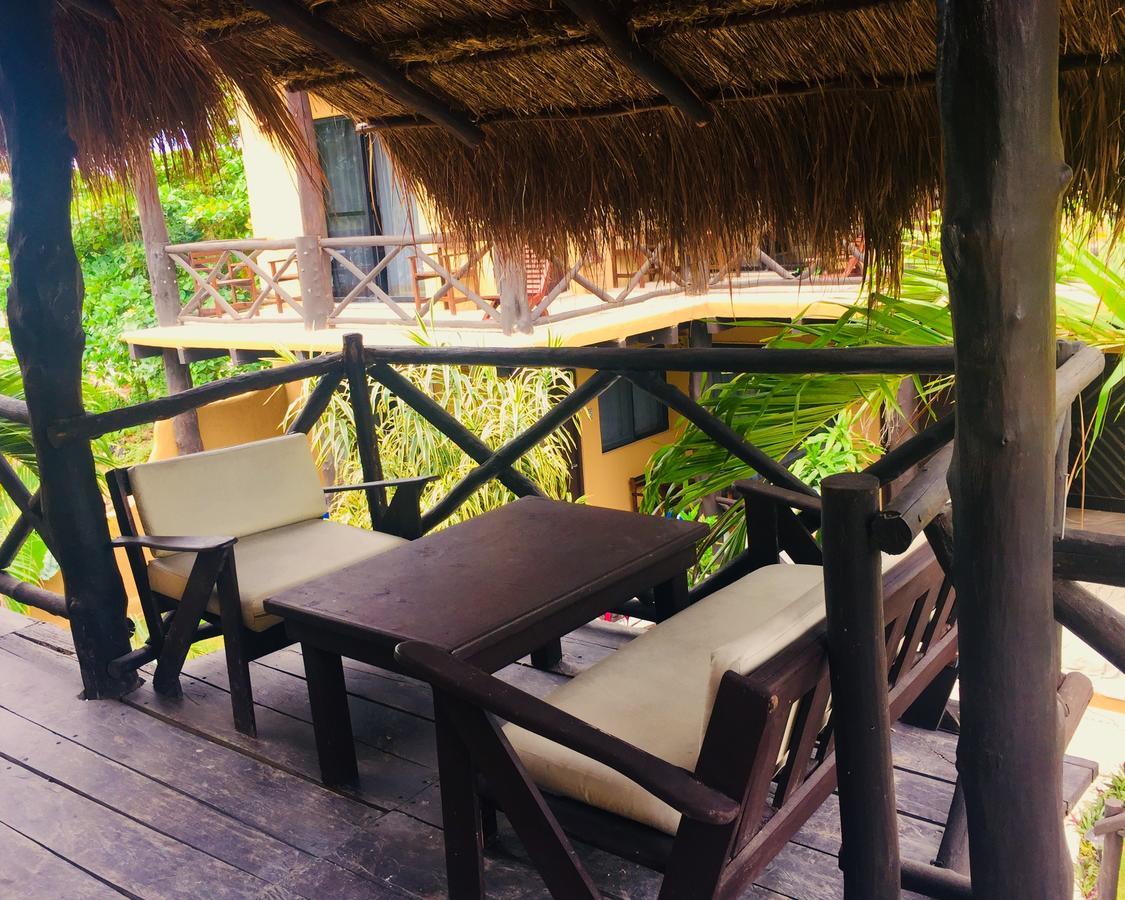 Hotel Luna De Plata Mahahual Esterno foto